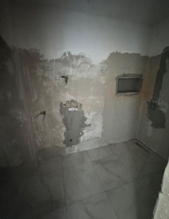 VENDESI APPARTAMENTO 1+1