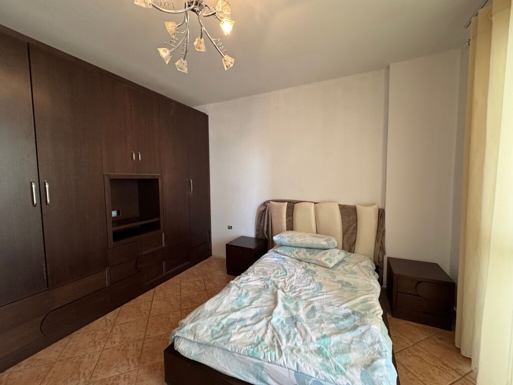 Japim me qira 1+1 pranë Delijorgjit