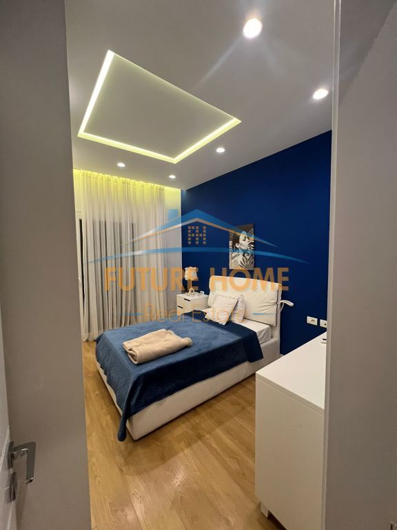 Qira, Apartament 2+1, Kopshti Botanik, Tiranë