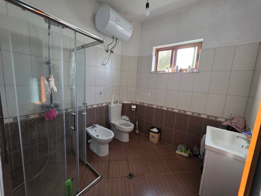 Villa for sale in Kashar – Strategic location near Tirana