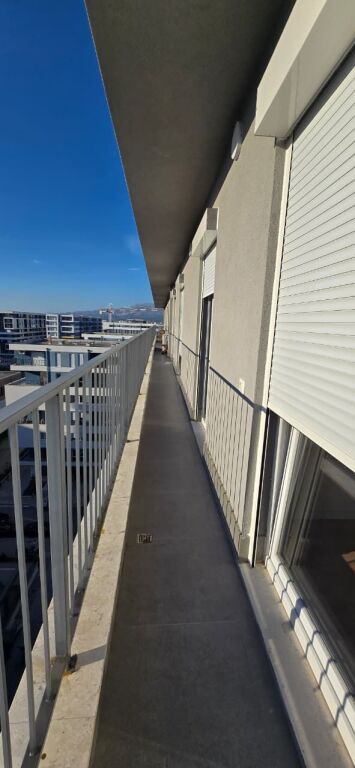 AFFITTASI 3+1+2 UNIVERS CITY