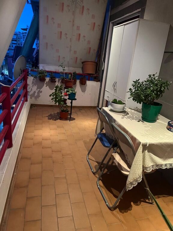 Apartament 2+1+2 per qira te Rruga e Kavajes