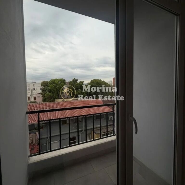 Affitto | Locale Commerciale | Via di Dibrë | 500 €/mese