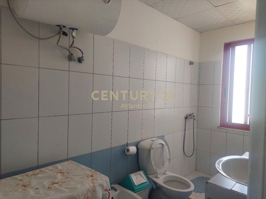 Apartament 2+1 për Qira , Plazh Hekurudha!