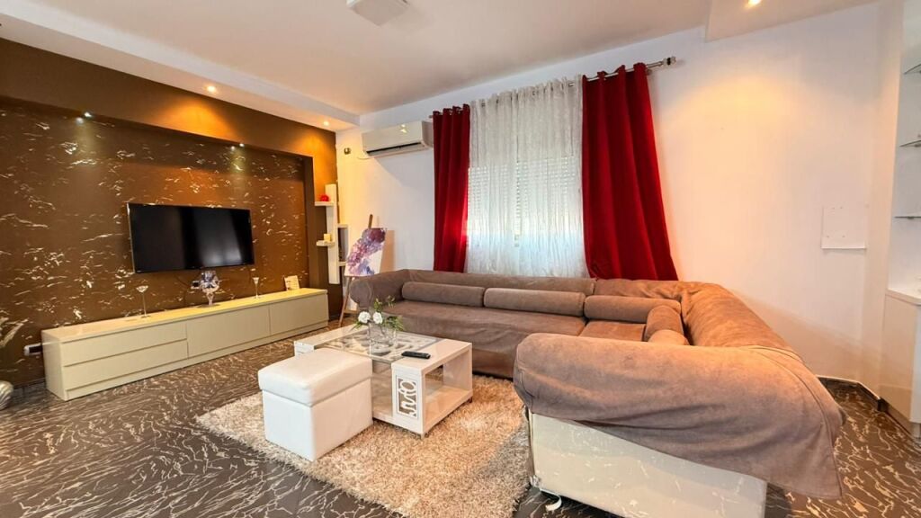 Apartment 2+1 for rent – Kristal Center, Tirana