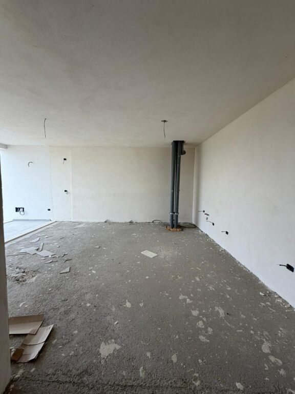 APARTAMENT 1+1 PER SHITJE TE GJIRI I LALEZIT