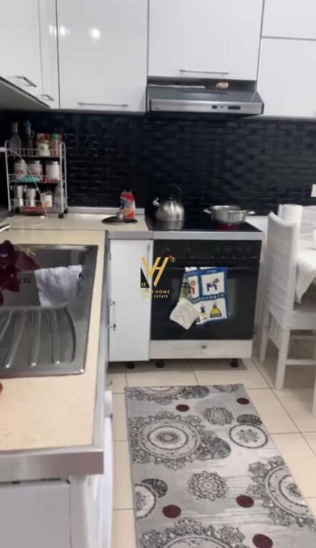 JEPET APARTAMENT 1+1 ME QERA TE PALLATET AGIMI 50.000 LEKE