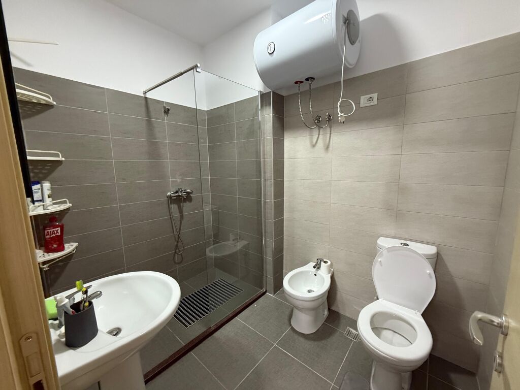 Jepet me qera Apartament