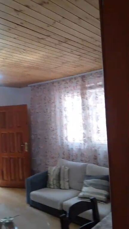 1+1 Shpi private 1 kateshe Te selvia