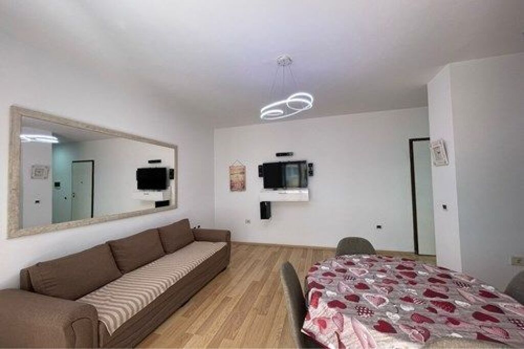 Apartment for rent 1+1 at the Paris Municipality