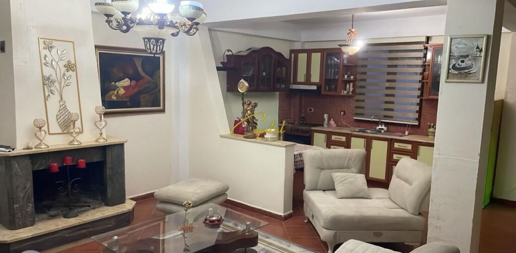 APARTAMENT ME QIRA 2+1 ALI DEMI 55.000 LEKE