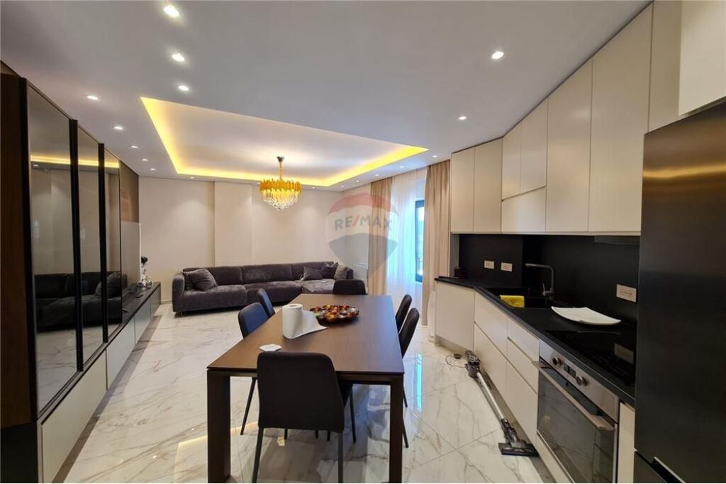 Appartamento 2+1 in affitto Viale Zogu I