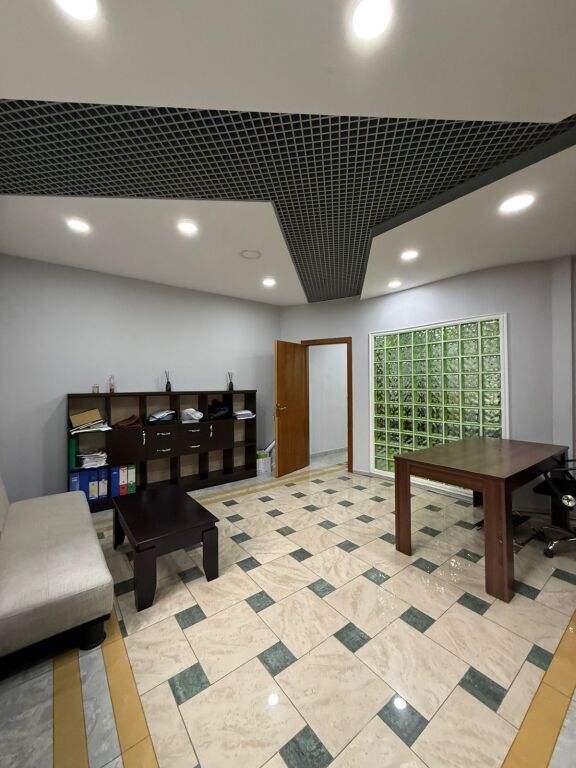 Zyre me qira ne Qender