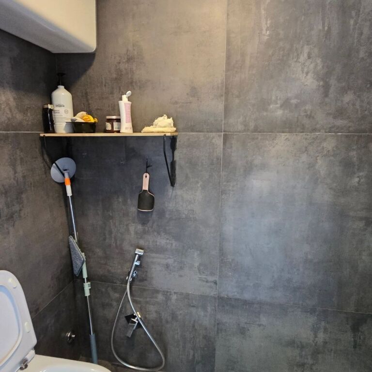 Shitet..! Rruga Myslym Shyri Garsoniere