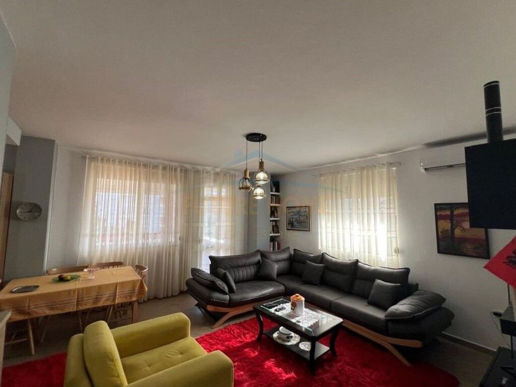 Shitet, Apartament 2+1, Kodra e Diellit