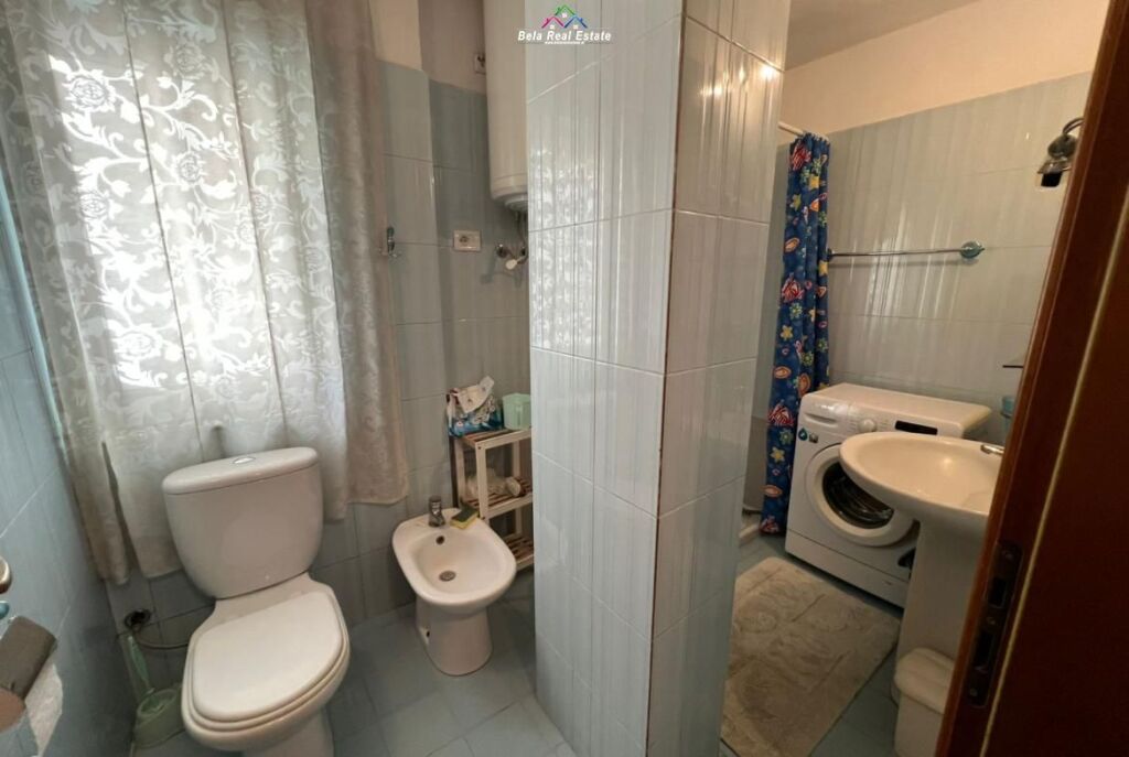 Apartament Ne Shitje 2+1 Tek Zogu i Zi (ID B120833) Tirane