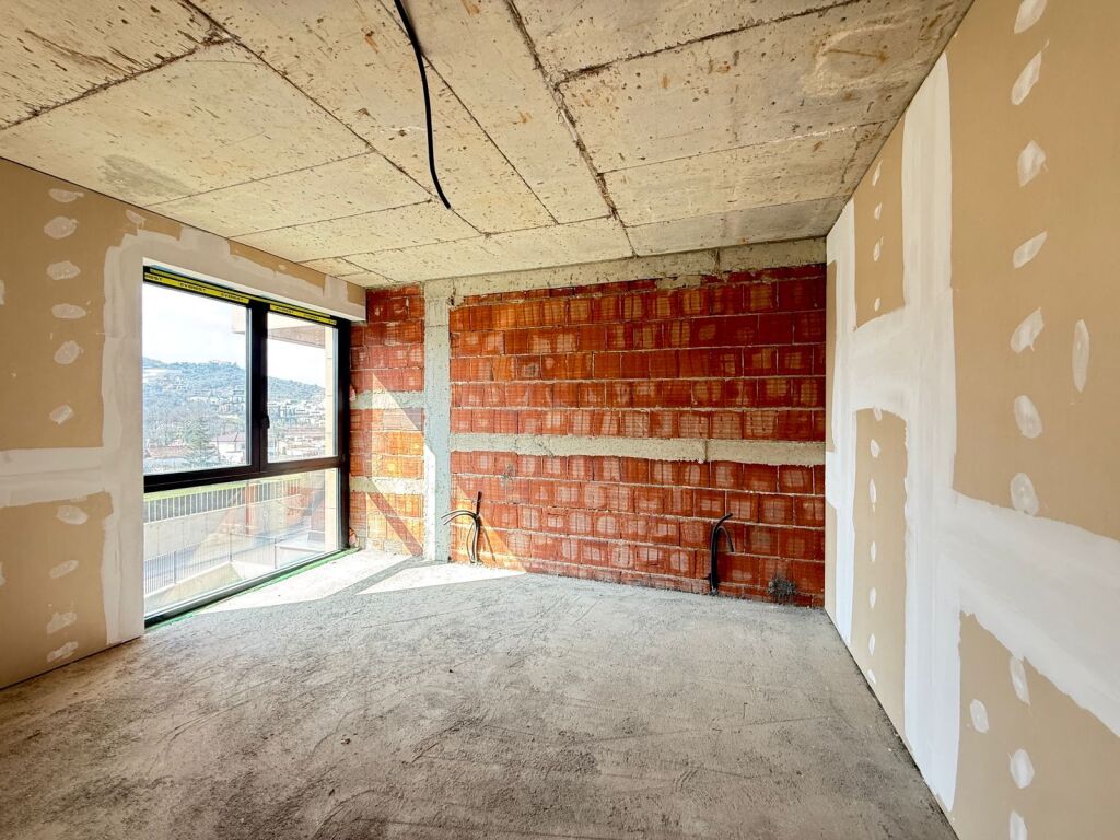 VILE NE SHITJE NE TEG , TIRANE