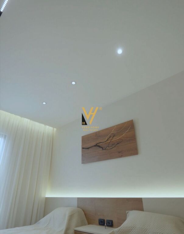 SHITET APARTAMENT 2+1+2 TE PALLATI ME SHIGJETA 25.000.000 LEKE