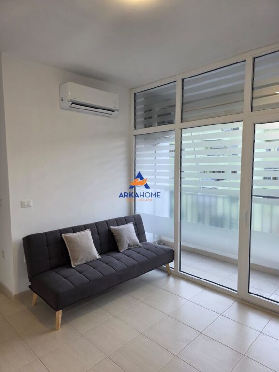 JEPET ME QERA AMBIENT PËR ZYRA 65M2 "RRUGA JORDAN MISJA, BULEVARDI I RI, TIRANË" 500 EURO