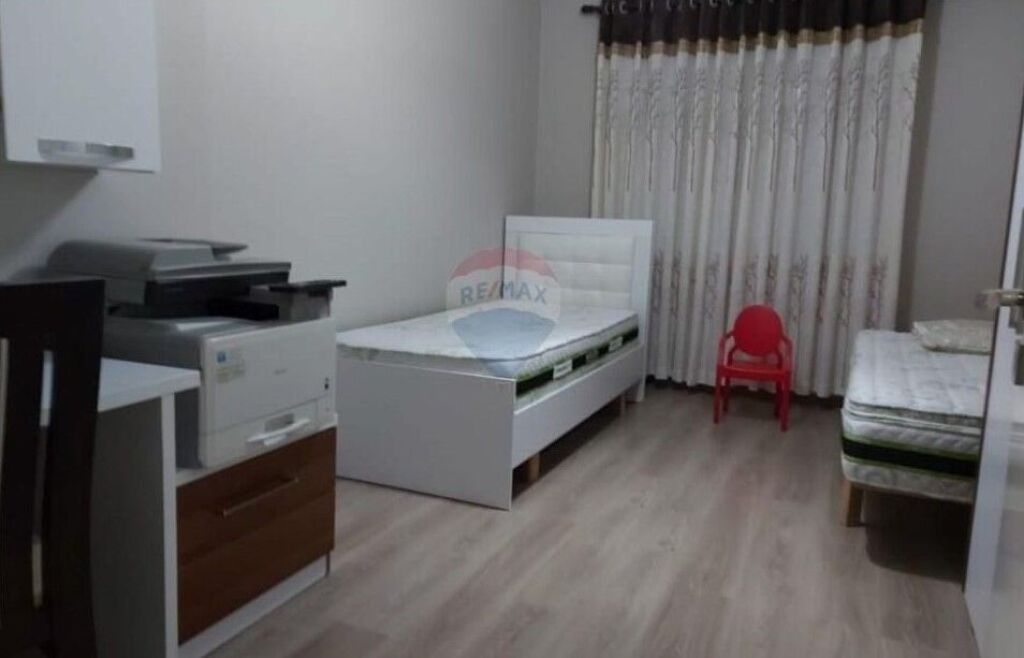 Apartament - Për Shitje - Rruga 5 Maji, Tiranë(ID: 530171096-49)