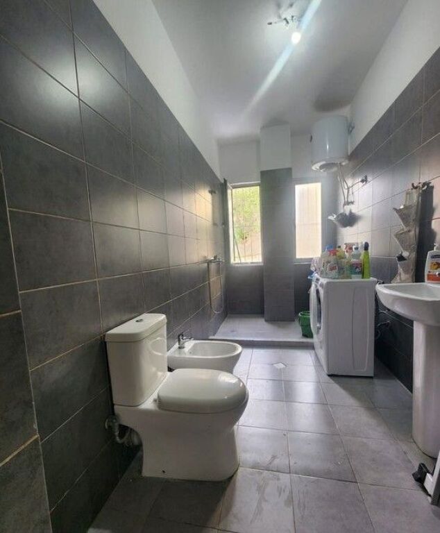 Apartament 1+1 për shitje në Fresk, Tiranë - 98,000€