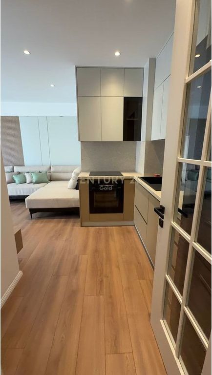 Modern 2+1 apartment for sale near the center of Tirana, in the Kafe Flora area.