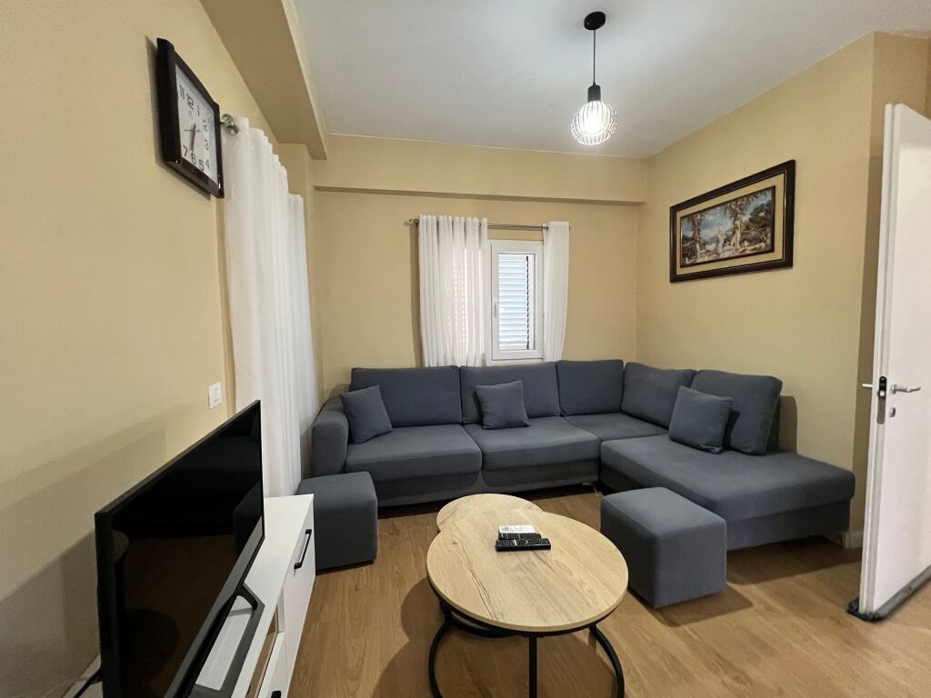 Apartament me qera Selite