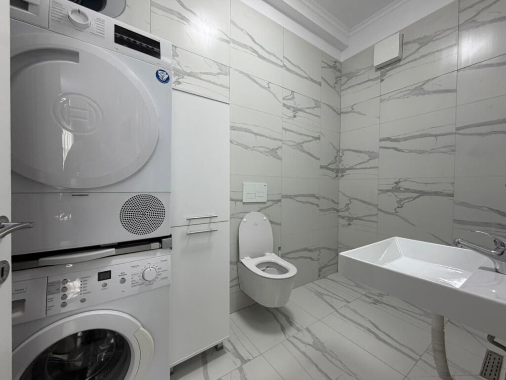 Appartamento 1+1 in affitto a Porta Tirane e Re a Sauk.