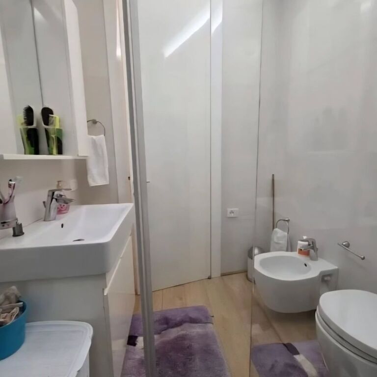 Shitet..! Kika 2 (Komuna e Parisit) Apartament 2+1+2