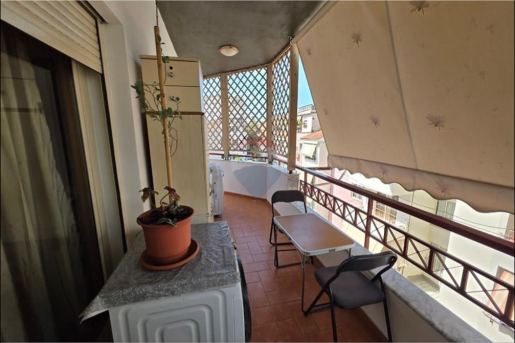 Apartament per shitje 2+1+2+2 ballkone tek Kodra e Diellit