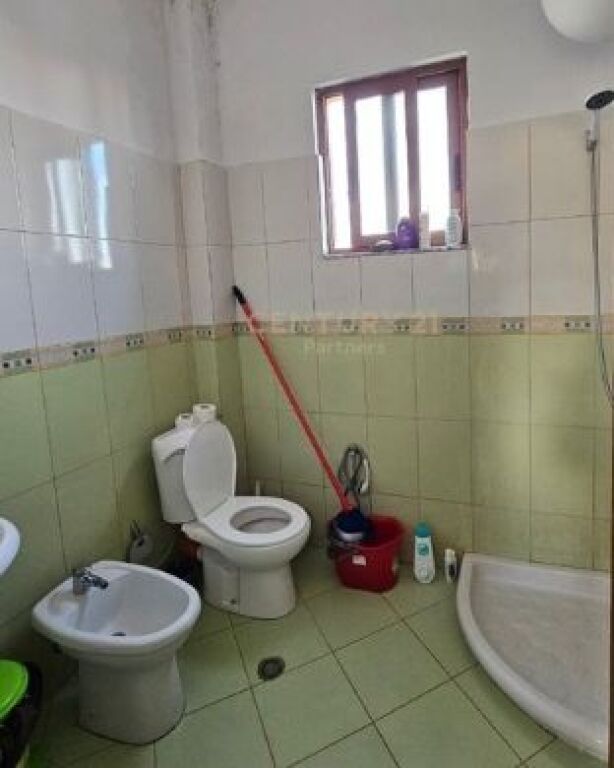 Shesim apartament 1+1 me dy ballkone