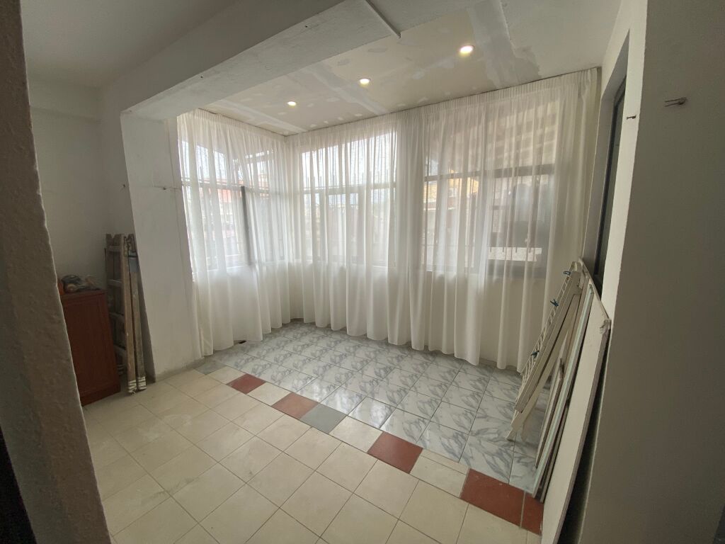 🏡 Jepet Apartament 2+1 me Qera te Fakuleti i Mjekësisë, Tiranë