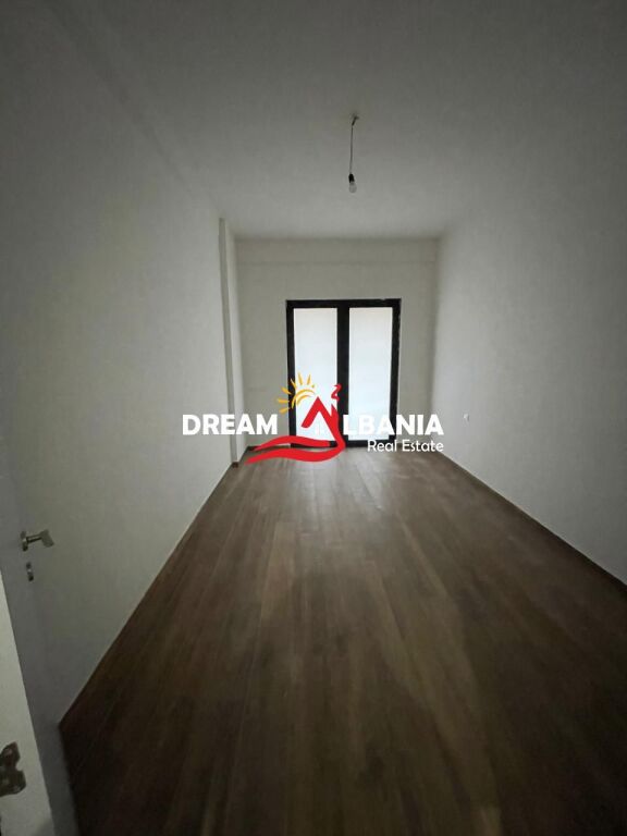 Locale in affitto in Via Dibra vicino al Complesso Arlis ( ID 42611425 )