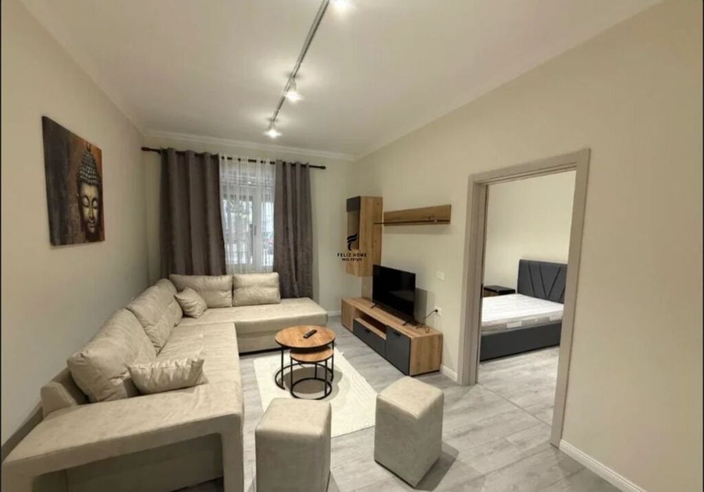 APARTAMENT ME QERA 2+1 BLLOK 85.000 LEKE FH-68856