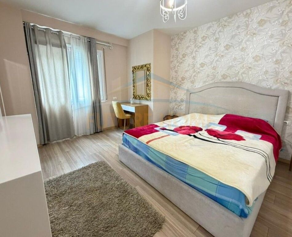 Affitto, Appartamento 3+1+2, Zogu i Zi, Tirane