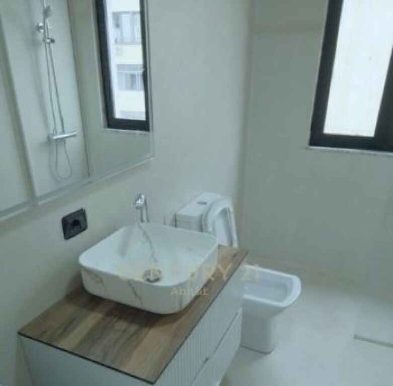 SHITET APARTAMENT 2+1+ GARDEROBE