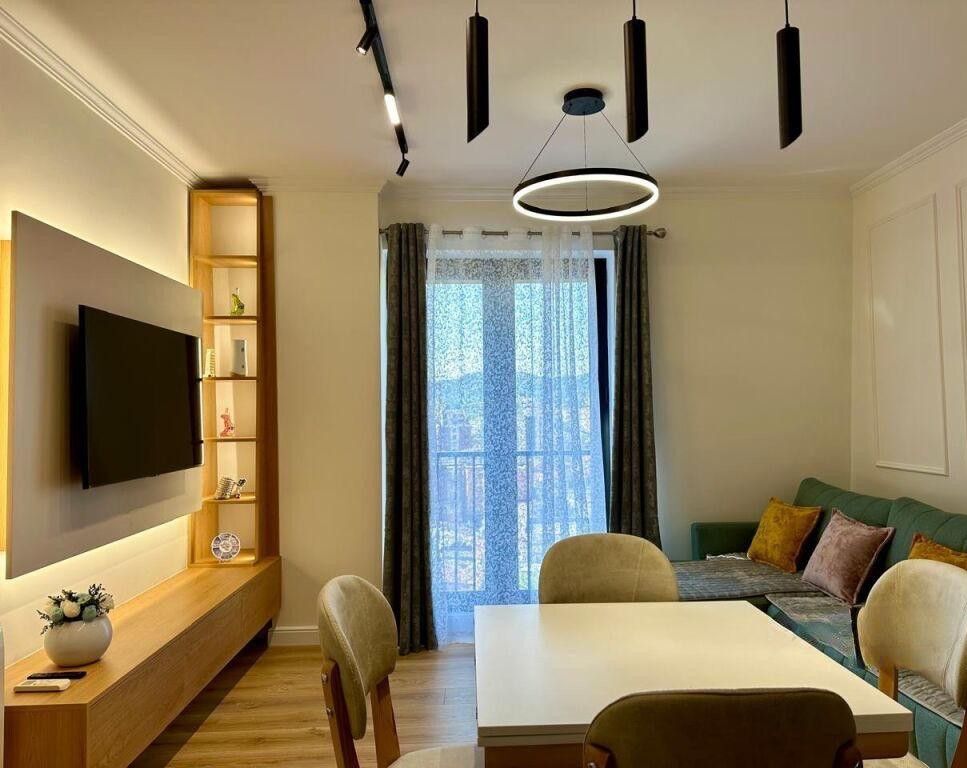 📌 Appartamento 1+1 in affitto – Centro, Via Kavajës