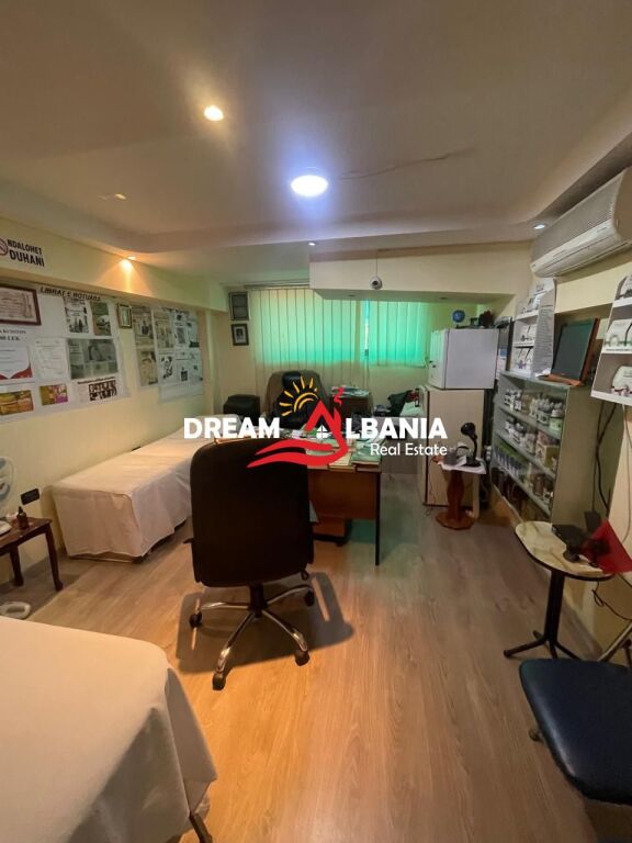 Shitet Dyqan Duplex ne Qender , Tirane ( ID 4171623 )