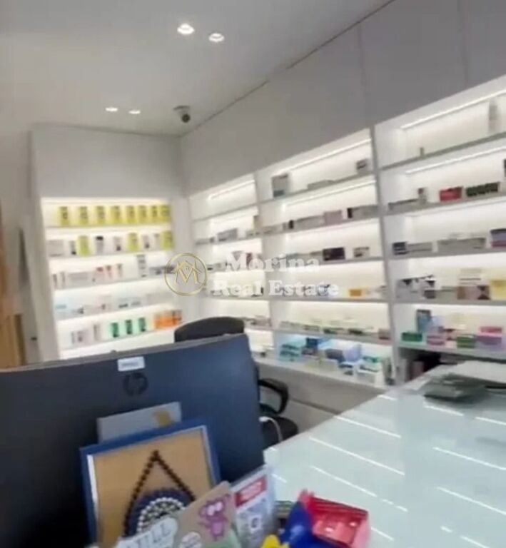 Qera | Ambjent Biznesi-Duplex | Rruga 5 Maji | 500 €/muaj