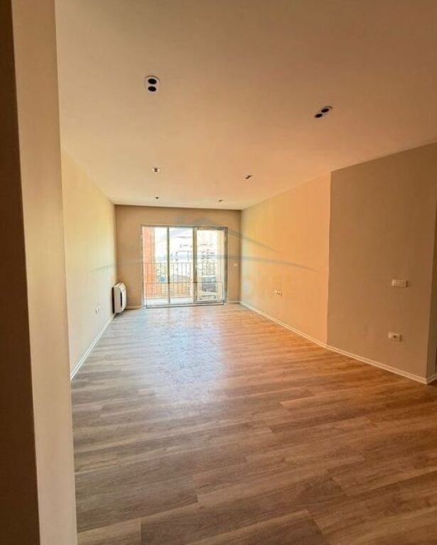 In vendita, Appartamento 2+1+2, Via Qemal Stafa, Tirana​