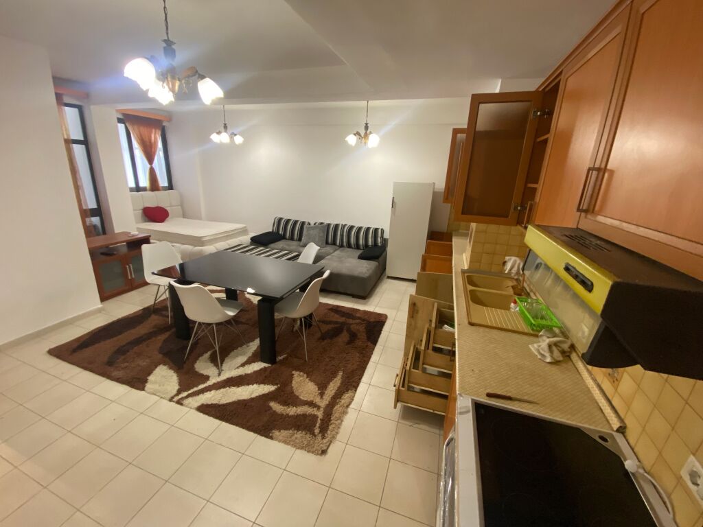🏡 Jepet Apartament 2+1 me Qera te Fakuleti i Mjekësisë, Tiranë