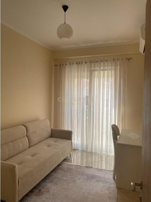 Apartament 2+1 Me Qira në Qender Durrës - 650€ | 80 m²