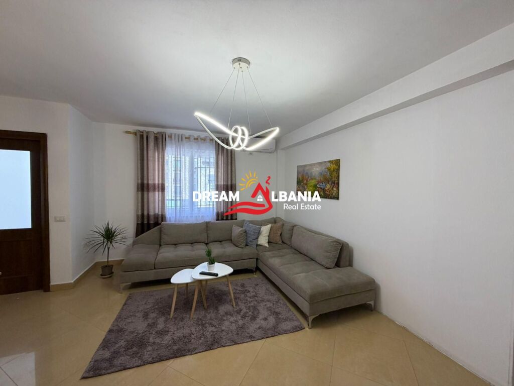 Apartment 2+1 for rent in the Center near the 15-story building (ID 4229492