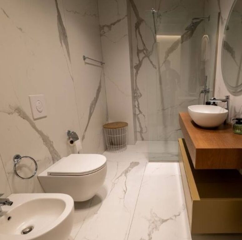 Vendiamo Villa Individuale con Piscina