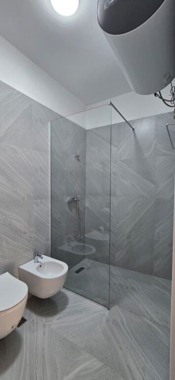 AFFITTASI 3+1+2 UNIVERS CITY