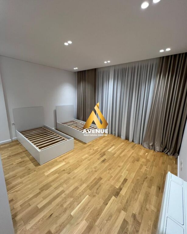 JEPET ME QIRA VILË 2-KATËSHE – TEG, TIRANË