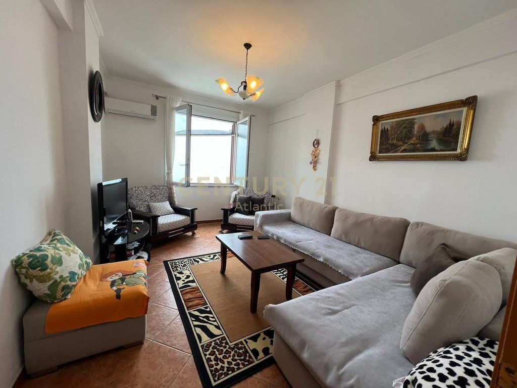 JEPET ME QIRA APARTAMENT VIJE E PARE ME DETIN PLAZH RROTA KUQE PER QIRA AFATGJATE!