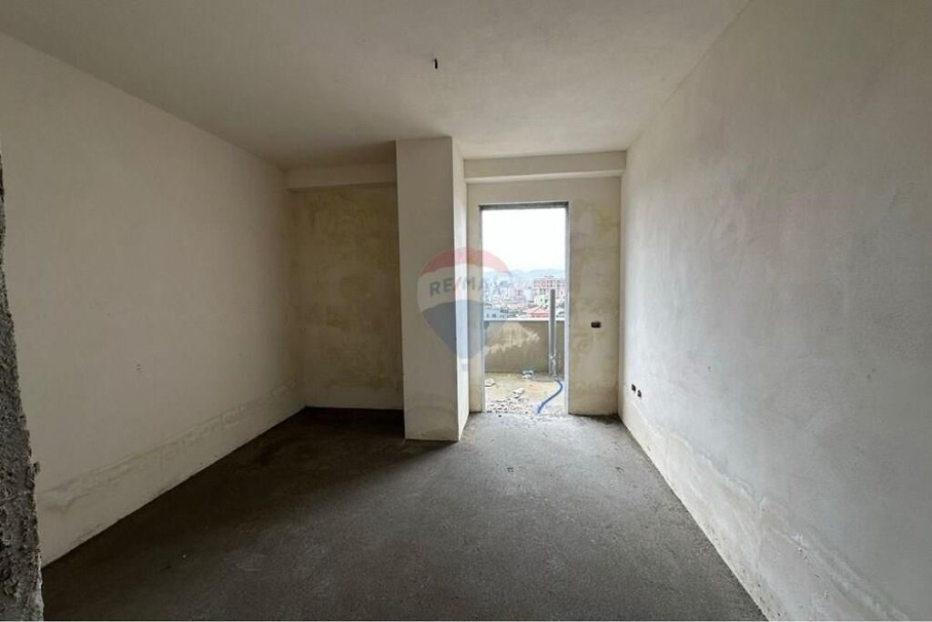 Paskuqan Appartamento 2+1 in Vendita