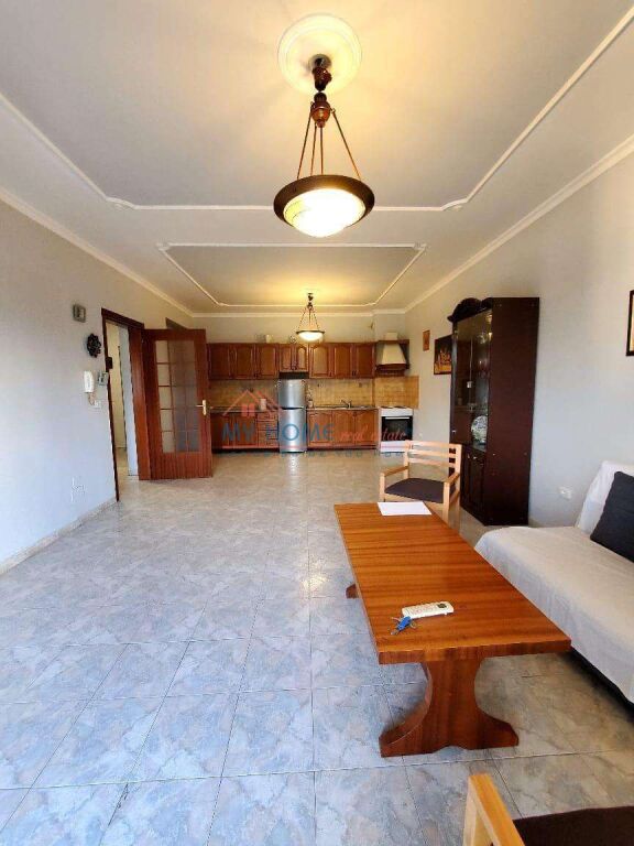 Apartament 1+1 me qera tek Rruga Bardhyl Tirane