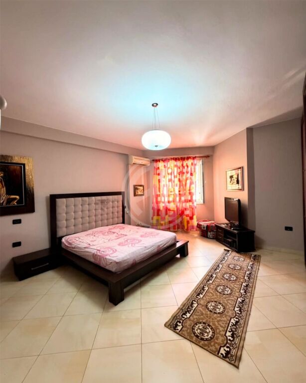 Jepet me qira apartament 2+1+2 –  pranë Pallatit të Sportit